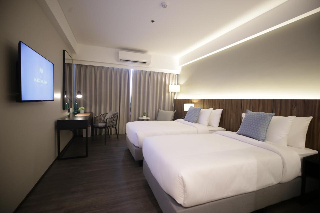 The Maximilian Hotel Cauayan Extérieur photo