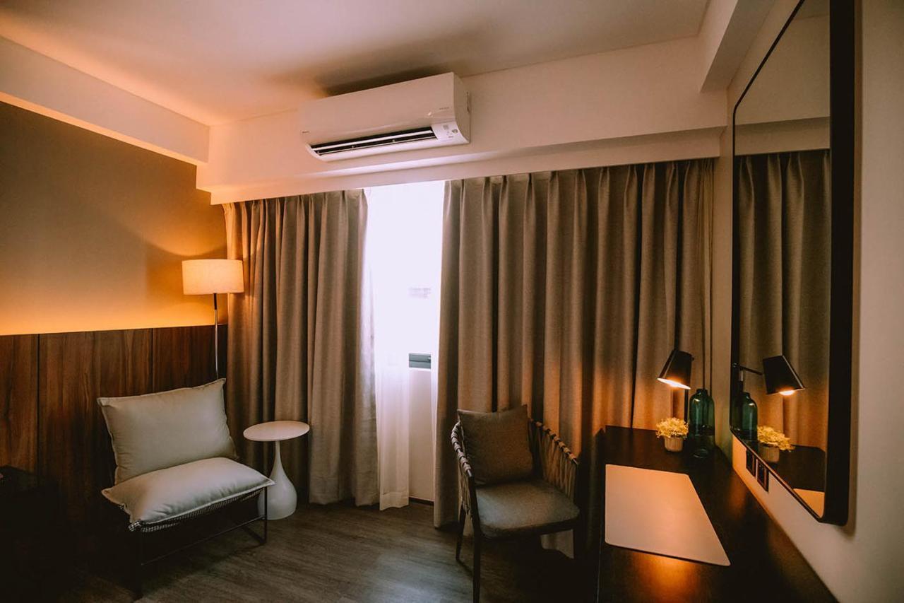 The Maximilian Hotel Cauayan Extérieur photo